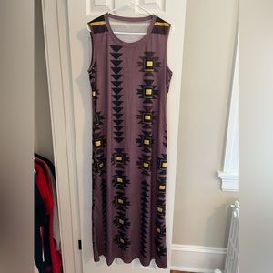 Aztec print maxi dress w/pockets